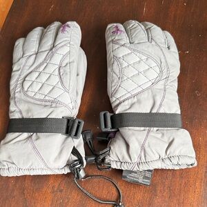Gray Quilted Women's Gloves